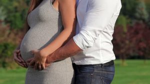 Встановлення батьківства під час вагітності