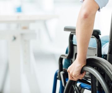 Як оформити аліменти на дитину-інваліда після розлучення: порядок, строки, розмір та права батьків